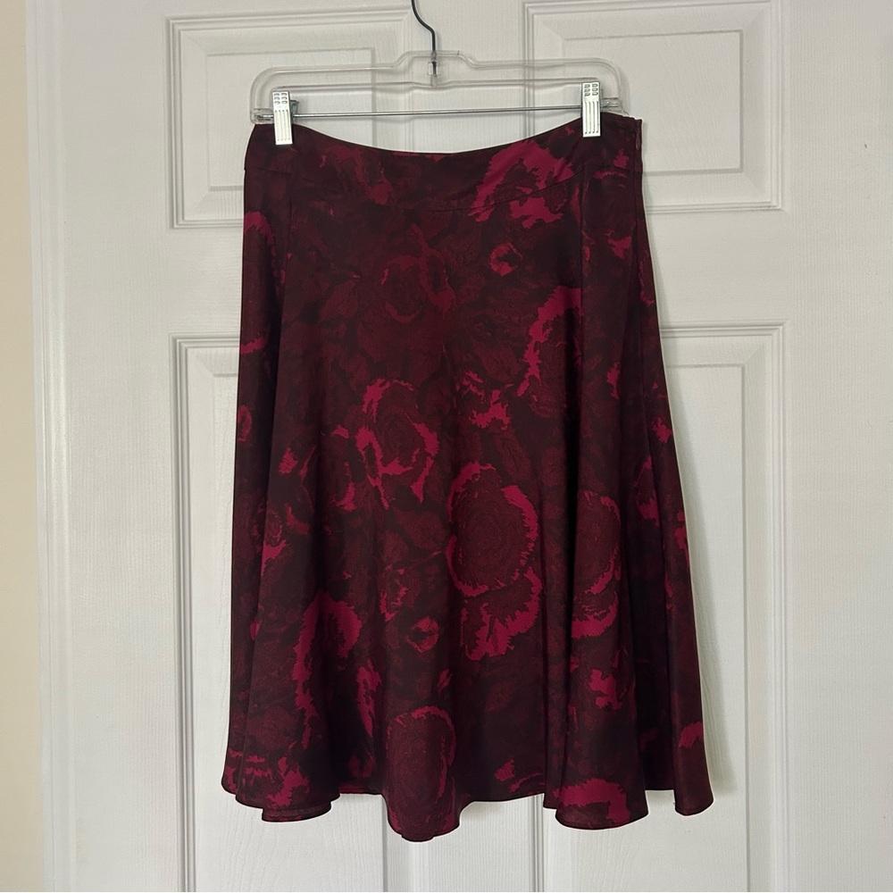 Banana Republic Burgandy Floral Midi A-Line Skirt – Size 4